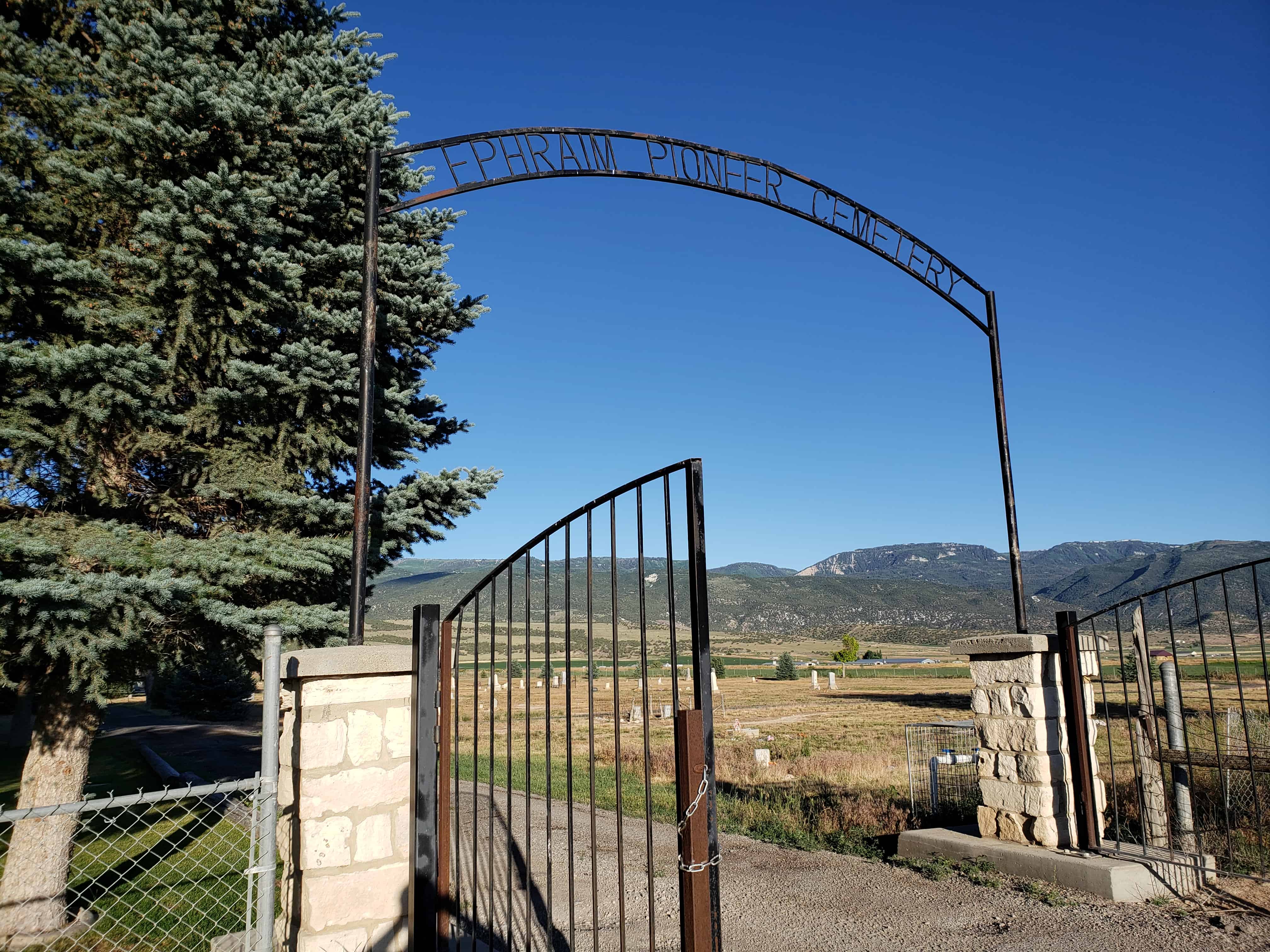 Ephraim Pioneer Cemetery