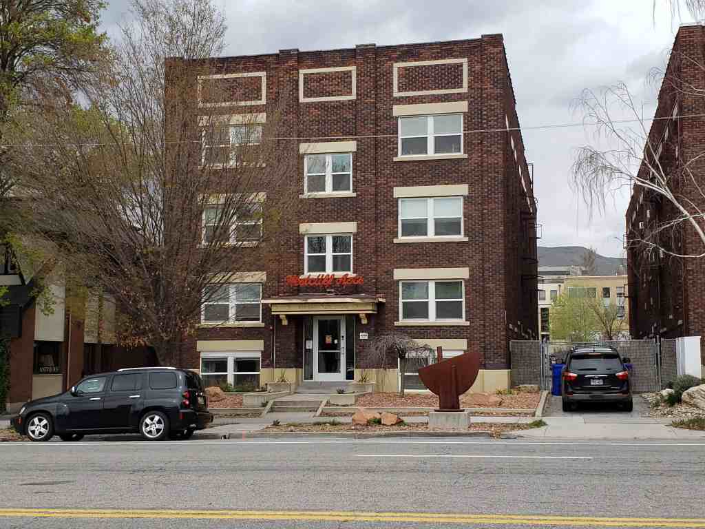 Westcliff Apartments